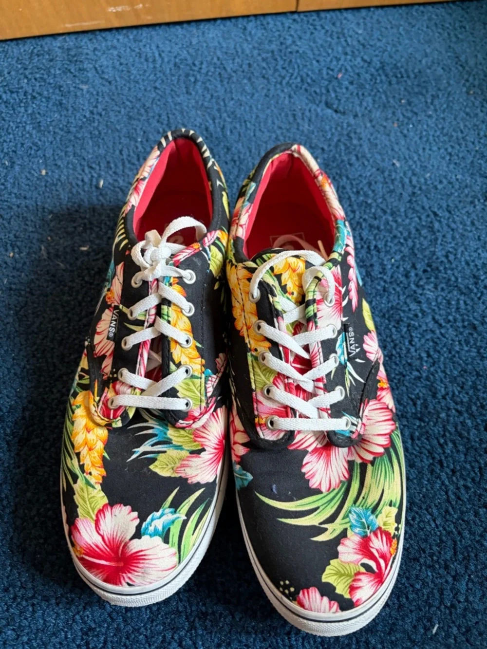 Vans Black Floral Low-Top Sneakers with Multicolor Tropical Print